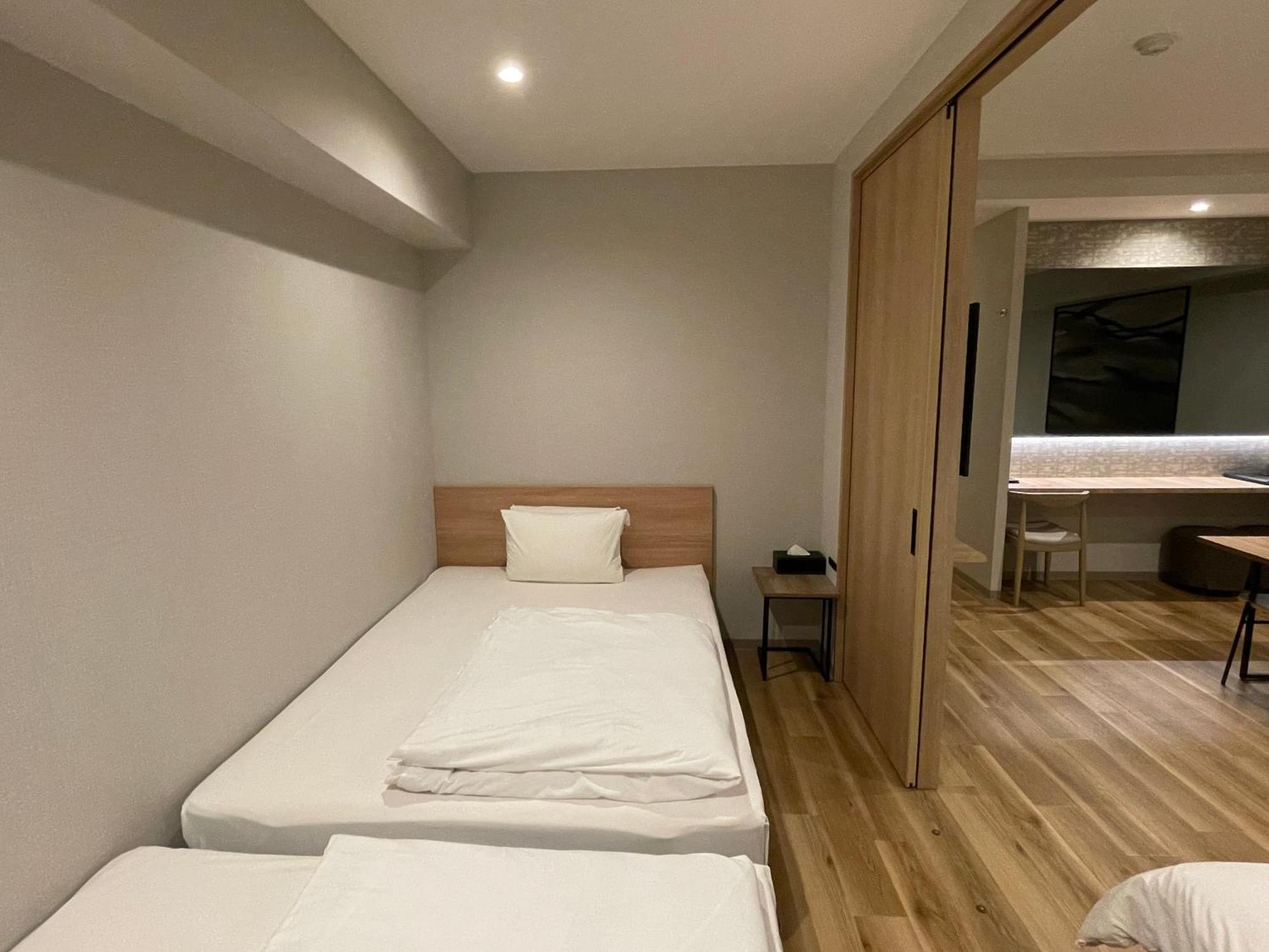Comforts81 Shinsaibashi Ōsaka Zimmer foto
